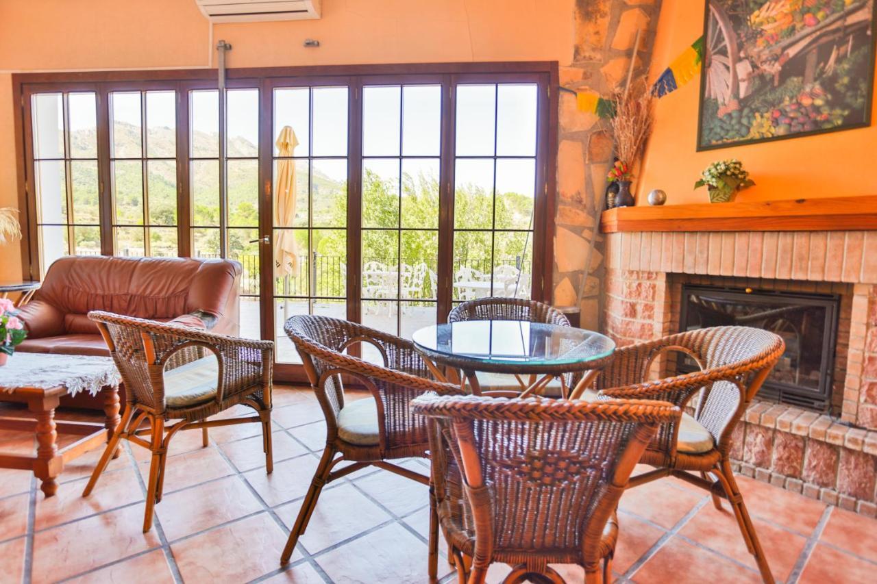 Hotel Rural Serrella Castell De Castells المظهر الخارجي الصورة